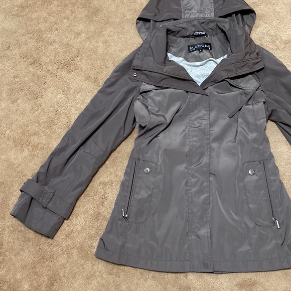 Platinum Olive Water Resistant Wind Breaker - Picture 3 of 15